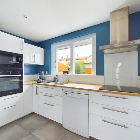 Maison Avec Jardin, Plage A 15 Min A Pied - 6Pers Les Sables-dʼOlonne