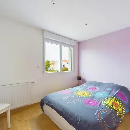 Maison Avec Jardin, Plage A 15 Min A Pied - 6Pers * Les Sables-dʼOlonne
