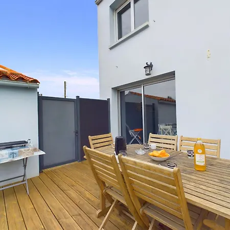 Feriehus Maison Avec Jardin, Plage A 15 Min A Pied - 6Pers