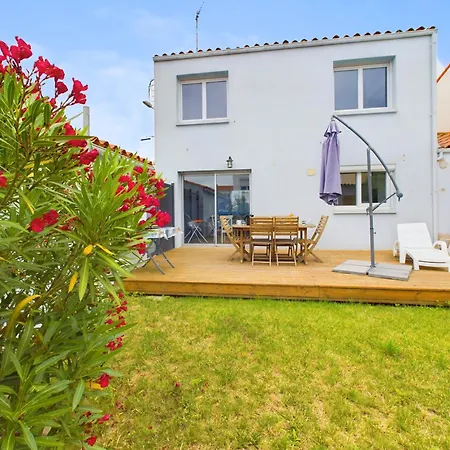 Maison Avec Jardin, A 15 Min A Pied - 6pers *